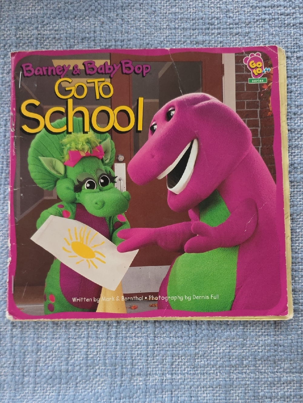 Barney & Baby Bop Go To School - Purple Kids Toy Book